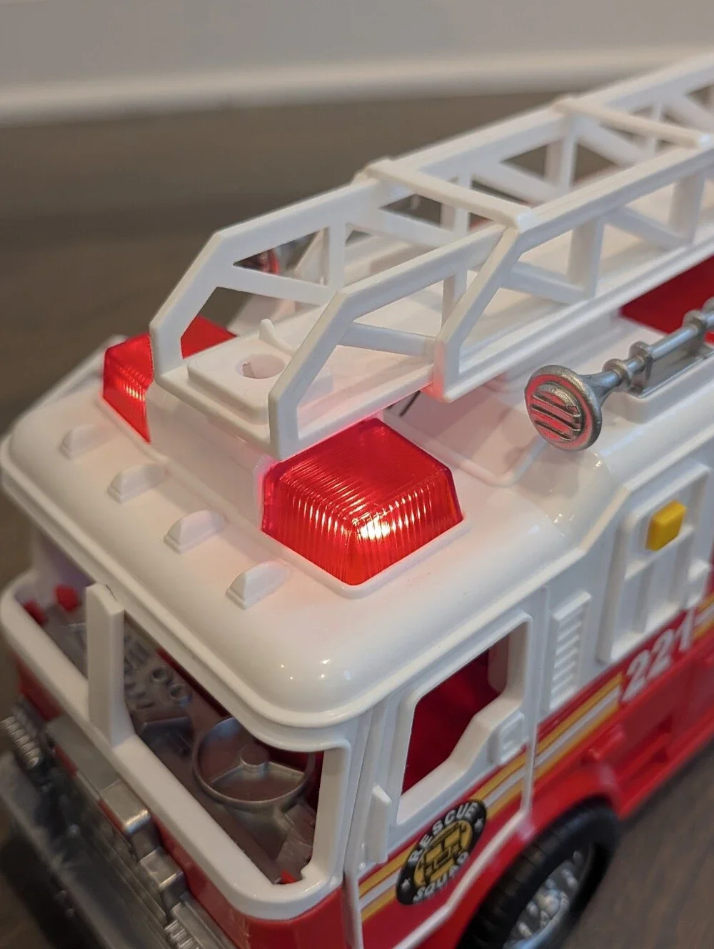 Adventure Force Utility Vehicle with Light & Sound - Fire Truck